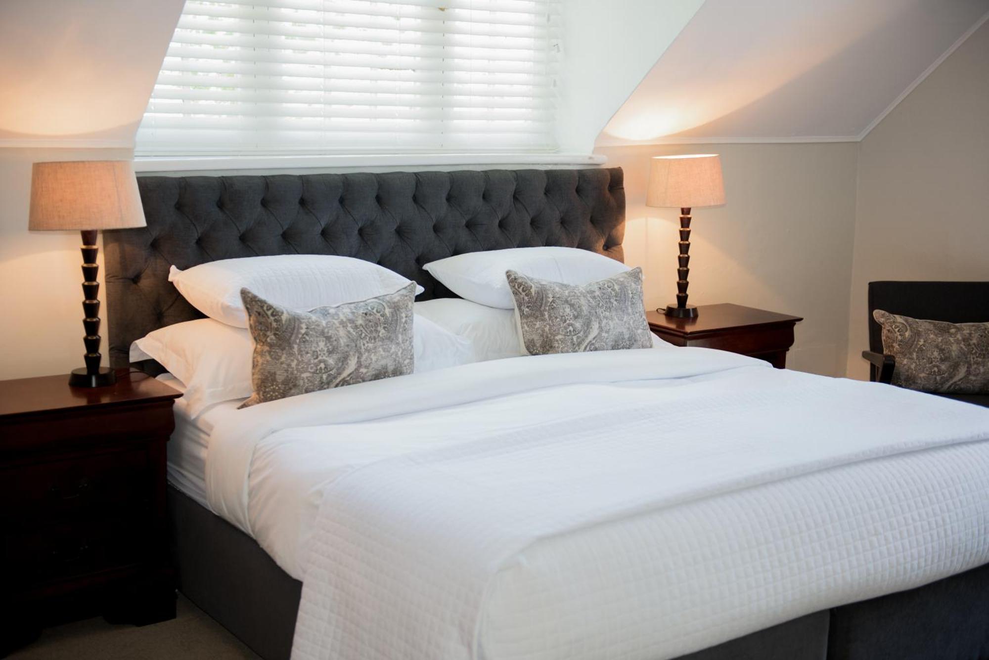 River Manor Boutique Hotel By The Living Journey Collection ستيلينبوش الغرفة الصورة